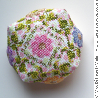 Meadow flowers Biscornu - cross stitch pattern - by Marie-Anne R&eacute;thoret-M&eacute;lin