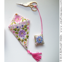 Meadow flowers Scissor case - cross stitch pattern - by Marie-Anne R&eacute;thoret-M&eacute;lin
