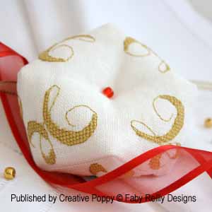 Faby Reilly - Christmas Biscornu (wreath version) (cross stitch pattern ) (zoom 4)
