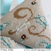 Butterfly Scissor case - cross stitch pattern - by Faby Reilly Designs (zoom 1)