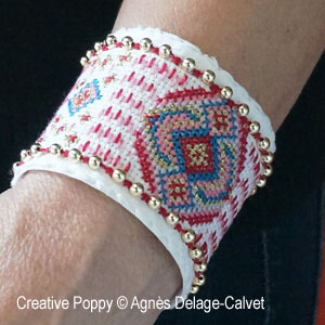 Agn&egrave;s Delage-Calvet - Cuff Bracelet jewelry project with tutorial and cross stitch pattern chart