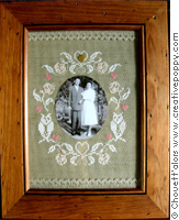 Romantic, romantic (photo frame) - cross stitch pattern - by Chouett&#039;alors