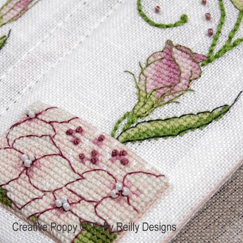 Faby Reilly Designs - Lizzie Stitching Wallet zoom 4 (cross stitch chart)
