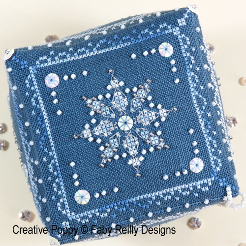 Faby Reilly Designs - Let it snow cube zoom 2 (cross stitch chart)