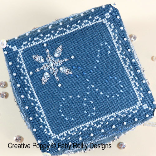 Faby Reilly Designs - Let it snow cube zoom 3 (cross stitch chart)
