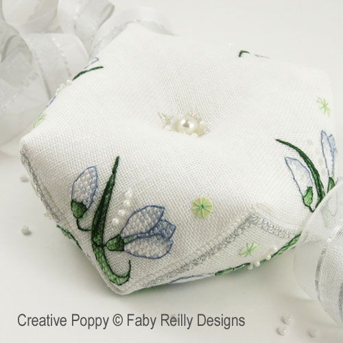 Faby Reilly Designs - Snowdrop biscornu zoom 4 (cross stitch chart)