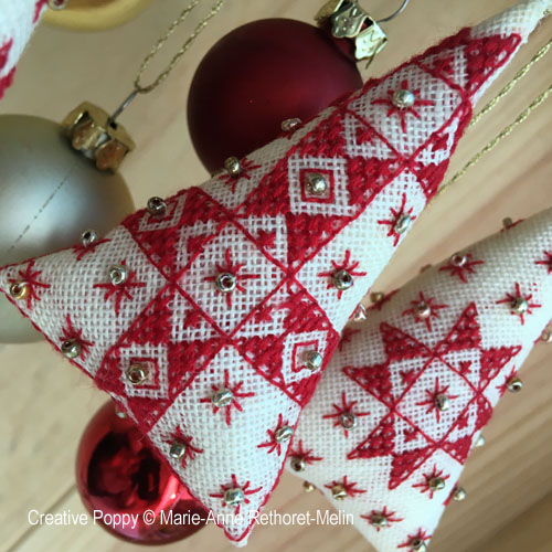 Miniature Christmas Cones cross stitch pattern by Marie-Anne Réthoret-Mélin