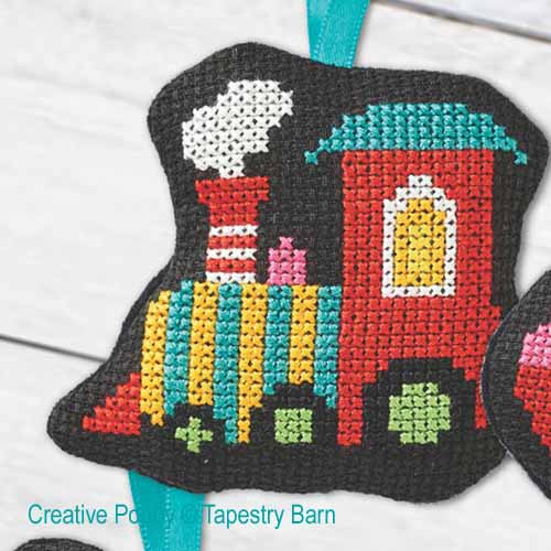 Tapestry Barn - Christmas decorations zoom 2 (cross stitch chart)
