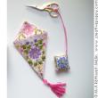 <b>Meadow flowers Scissor case</b><br>cross stitch pattern<br>by <b>Marie-Anne Réthoret-Mélin</b>