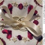 Love Wedding ring biscornu - cross stitch pattern - by Faby Reilly Designs (zoom 1)