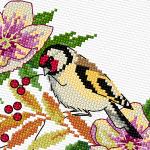 Lesley Teare Designs - Winter Bird Wreath zoom 3 (cross stitch chart)