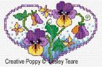 Lesley Teare Designs - Floral Hearts zoom 5 (cross stitch chart)
