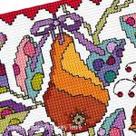 A Partridge in a Pear Tree - cross stitch pattern - by Lesley Teare Designs (zoom 3)