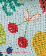 Tapestry Barn - Fruity Bag zoom 3 (cross stitch chart)