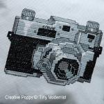 Tiny Modernist - Vintage Camera zoom 3 (cross stitch chart)